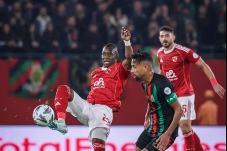 100 ألف دولار.. "كاف" يفرض عقوبات صارمة على الجيش الملكي بعد أحداث مباراة الأهلي