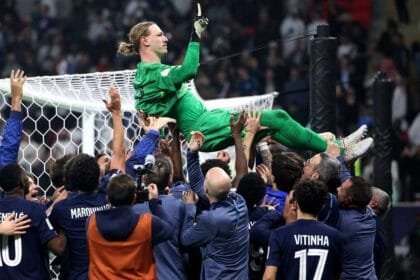 باريس سان جيرمان الفرنسي يتوج بطلا لكأس إنتركونتيننتال على حساب فلامنجو البرازيلي