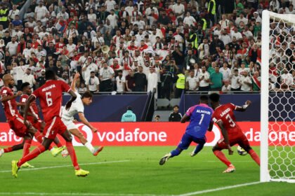 العراق تتأهل إلى ربع نهائي كأس العرب بعد الفوز على السودان