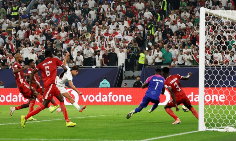 Iraq qualifies for the Arab Cup quarter-finals after defeating Sudan