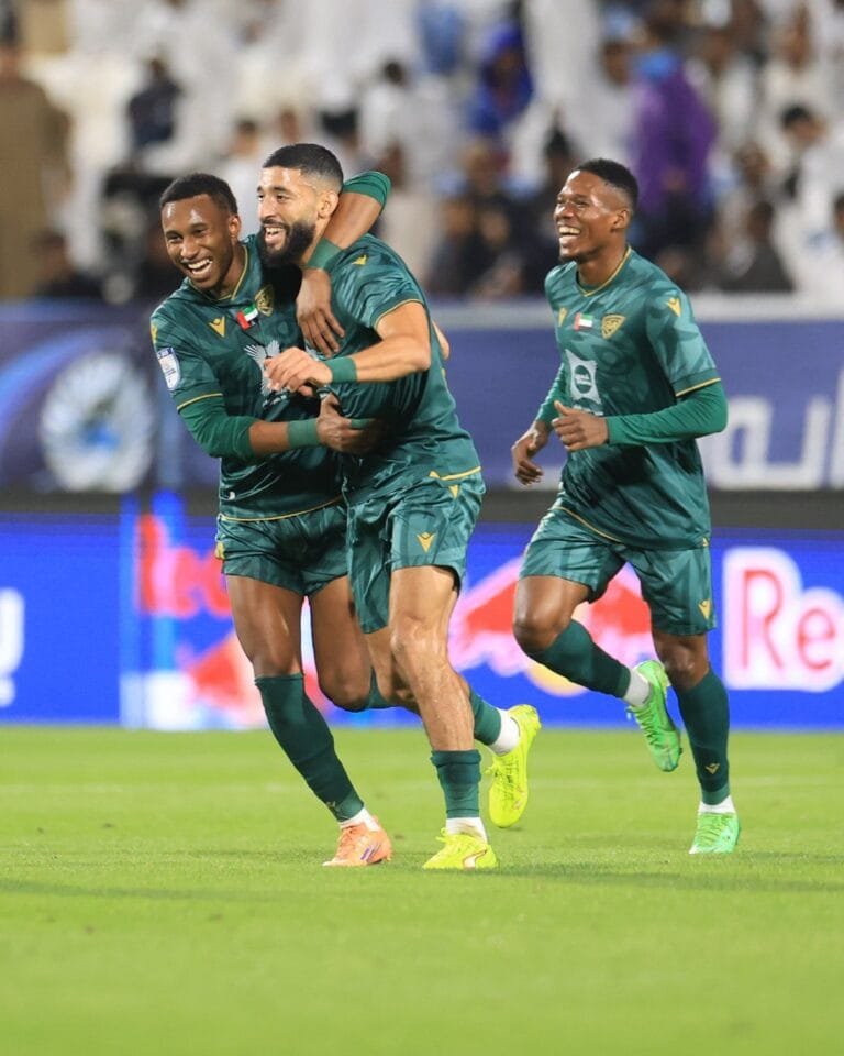 الدوري الإماراتي: خورفكان يُمطر شباك بني ياس بثلاثية.. وعجمان يزيد أوجاع دبا