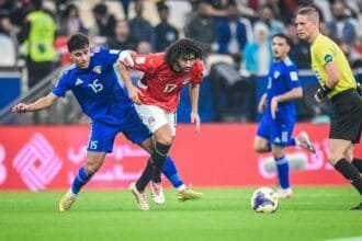 بحثًا عن البقاء في المنافسة.. صدام ناري بين مصر والإمارات في كأس العرب 2025