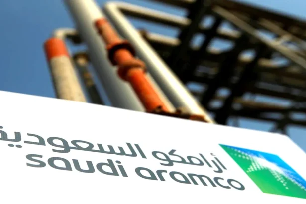 "أرامكو" السعودية تحدد أسعار الخام العربي الخفيف لشهر يناير 2026