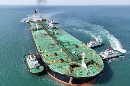 الاتحاد الأوروبي يستهدف "أسطول الظل" الروسي بإدراج 40 سفينة جديدة ضمن العقوبات