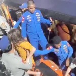 Indonesian: Tourist boat sinks, Spanish family missing