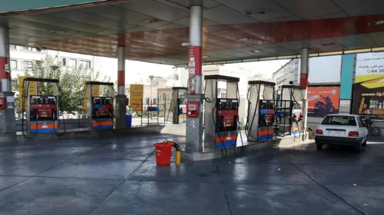 Iran begins implementing a three-tier gasoline pricing system and price increases