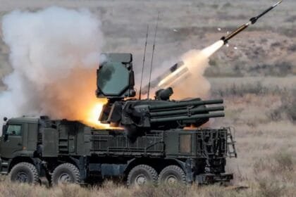 الدفاعات الروسية تُفشل محاولة هجوم جوي بطائرتين مسيّرتين قرب موسكو