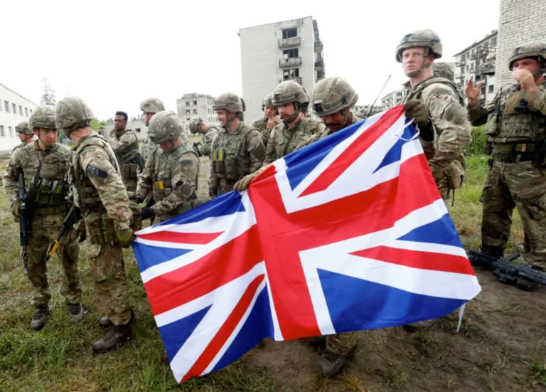 Britain receives the body of a soldier killed while fighting in Ukraine