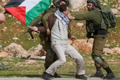 China calls on the international community to address the root causes of the Palestinian conflict and achieve lasting peace.