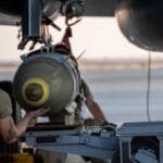 واشنطن تكثف الضربات على داعش في سوريا وسط تحديات القضاء النهائي على التنظيم