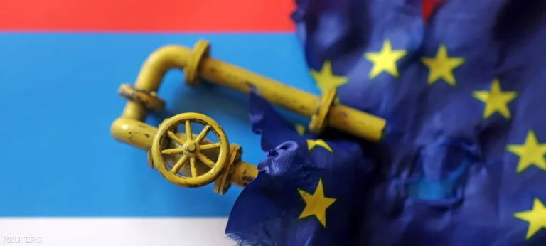 Europe defies sanctions: Russian gas returns clandestinely at the start of winter.