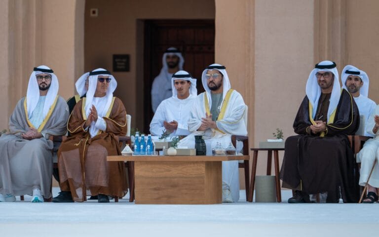 تحت رعاية رئيس الدولة.. منصور بن زايد يشهد العرس الجماعي لأبناء مدينة أبوظبي