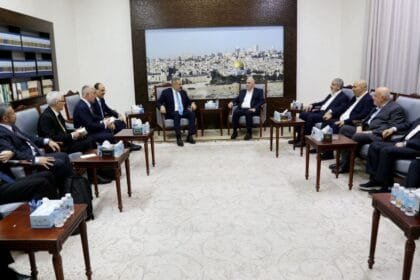 حماس تبحث مع المخابرات التركية في إسطنبول عراقيل "المرحلة الثانية" وسبل إنقاذ غزة شتاءً