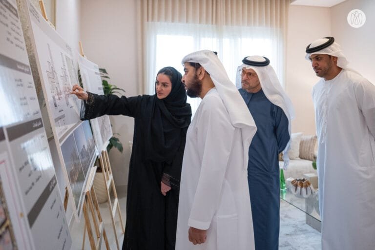 حمدان بن زايد يتفقد مشروعي مدينة السلع وبعيا السلع يؤكد أهمية تعزيز الاستقرار الأسري