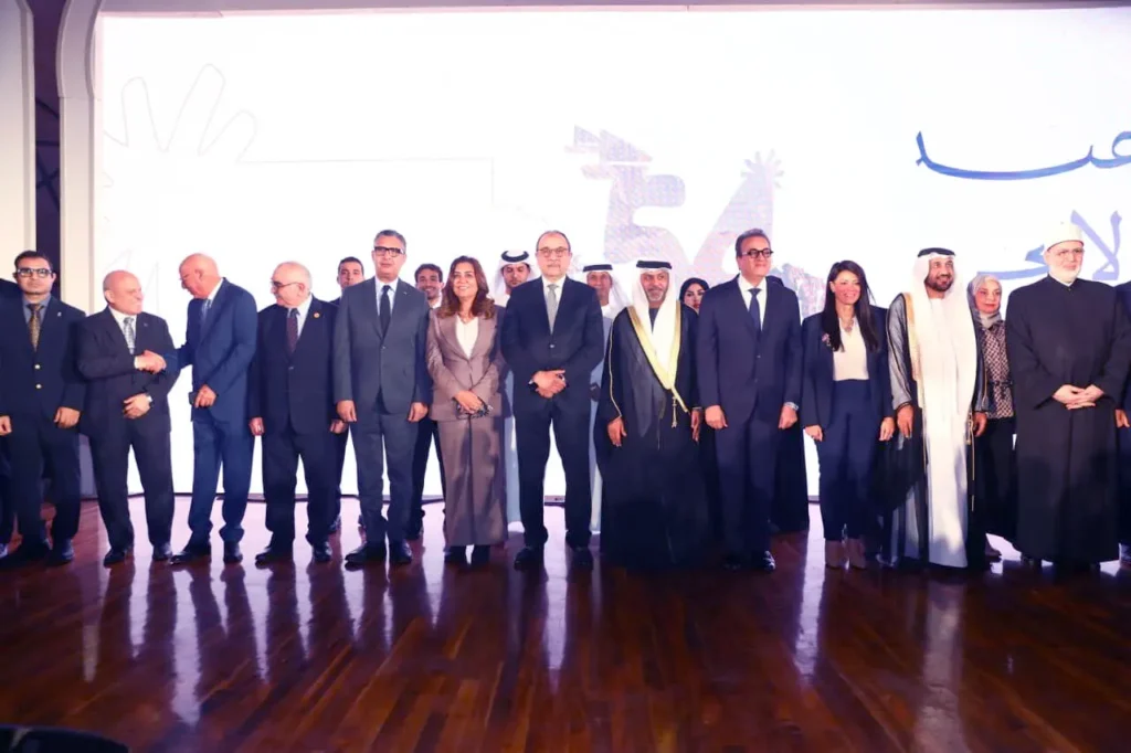 سفارة الإمارات في القاهرة تحتفل بالعيد الوطني الـ54 بحضور وزراء وسفراء وشخصيات بارزة6