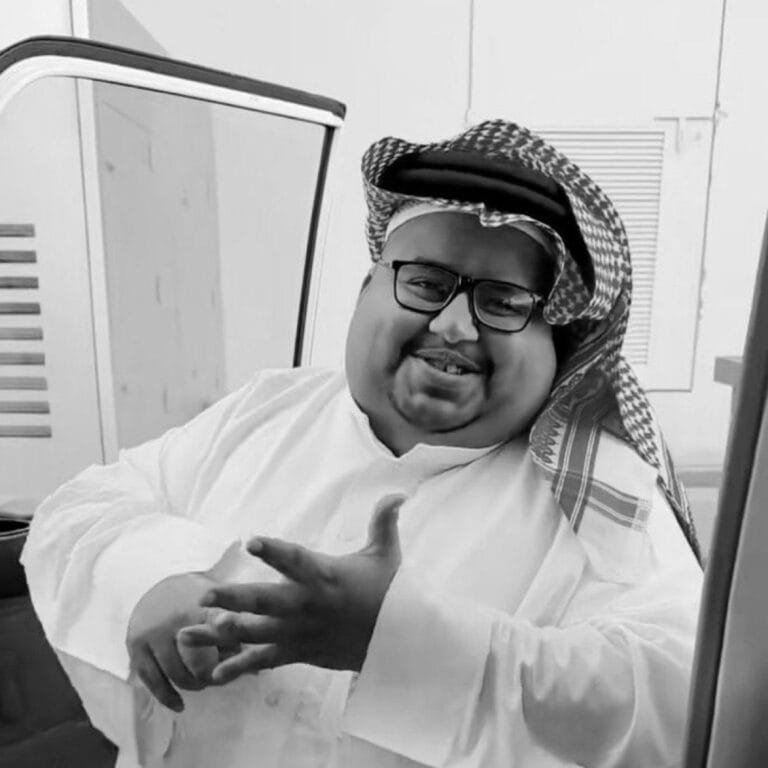 Shock in Saudi Arabia: Comedian "Abu Mardaa" dies in a tragic car accident in Hail