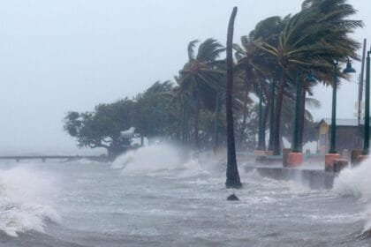 24 crucial hours... Storm Byron is knocking on the doors of the Middle East and fierce winds are hitting the Mediterranean