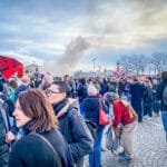 Louvre staff call for open-ended strike after a rise in accidents