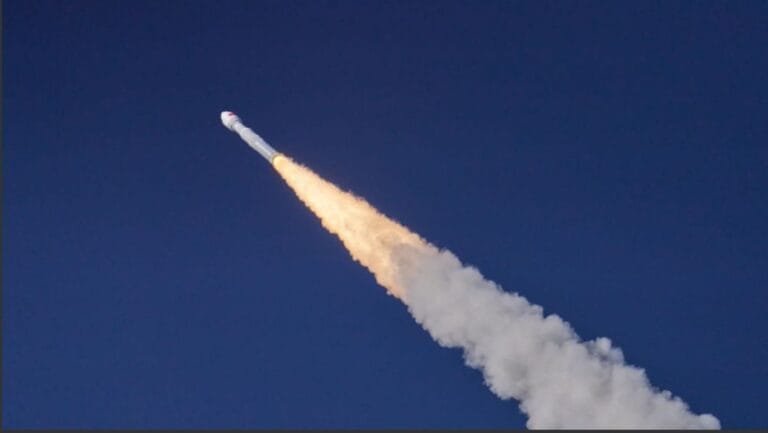 Arab moon "813".. A model for Arab integration and an embodiment of the UAE's vision in space