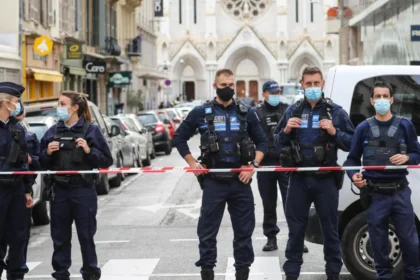 Corsica: Gunman killed by French police in Ajaccio