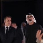 ماكرون وخالد بن محمد بن زايد يتفقدان إرث المؤسس في متحف زايد الوطني