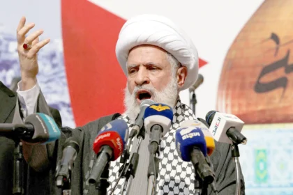 نعيم قاسم نزع السلاح مشروع أمريكي إسرائيلي يستهدف إنهاء المقاومة والسيطرة على لبنان