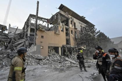 زيلينسكي: روسيا تشن هجومًا كثيفًا بـ500 طائرة مسيرة و40 صاروخًا خلال الليل