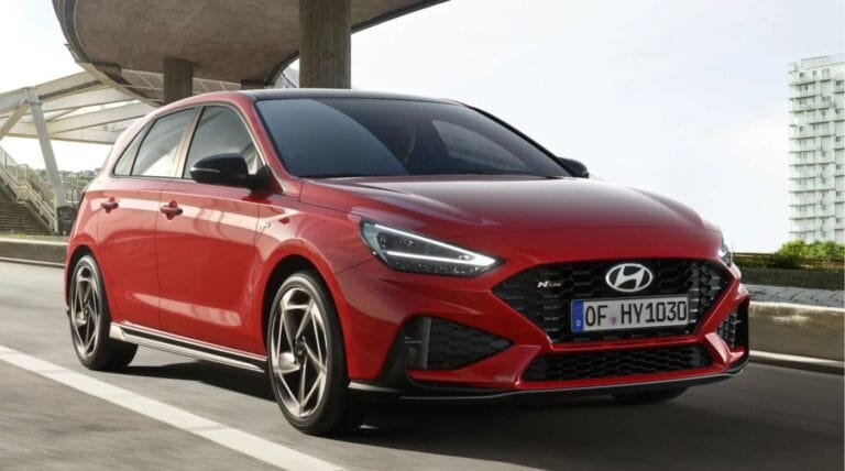 أكبر مصنع سيارات كوري يواجه تحديات .. مبيعات هيونداي تتراجع بسبب الأسواق العالمية