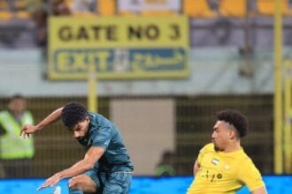 خورفكان يقتنص فوزًا ثمينًا من الوصل في الدوري الإماراتي