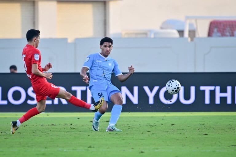 دبا يحقق فوزه الأول على حساب البطائح في الدوري الإماراتي