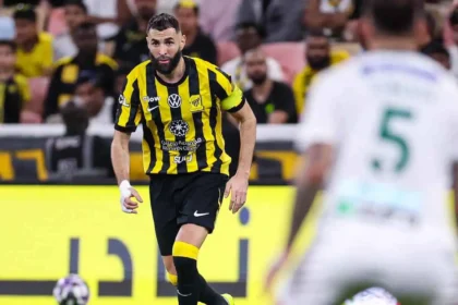 تمرد بنزيما يُشعل غضب اتحاد جدة قبل مواجهة الفتح في الدوري السعودي