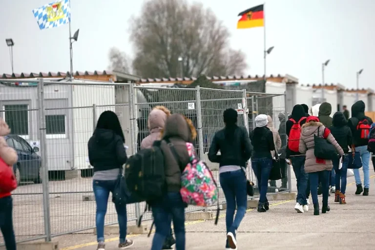 ألمانيا تراجع ملحوظ في طلبات اللجوء خلال عام 2025