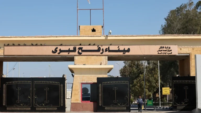 الأحد المقبل .. إسرائيل تعلن إعادة فتح معبر رفح أمام حركة الأفراد "بقيود أمنية"