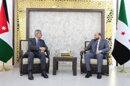 A Jordanian-Syrian natural gas agreement aims to reduce power outage hours.