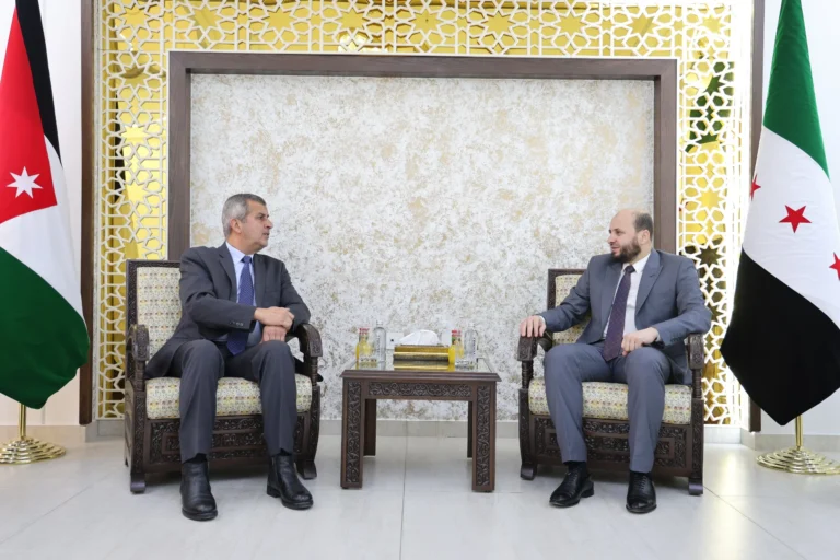 A Jordanian-Syrian natural gas agreement aims to reduce power outage hours.