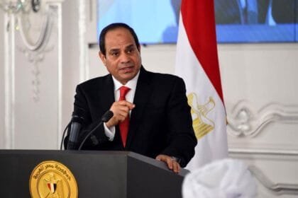 مصر.. اجتماع رئاسي لتطوير البنية التحتية الرقمية وتعزيز دور القطاع الخاص في الاتصالات