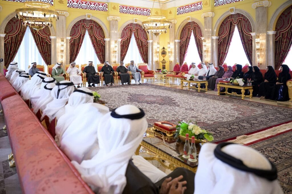 الإمارات تحتفي بمرور 20 عاما على تولي محمد بن راشد رئاسة الحكومة بحضور محمد بن زايد