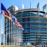 The European Council approves a plan to end dependence on Russian gas within two years.