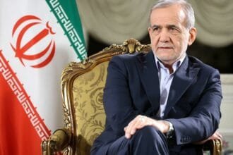 إيران تحذر من رد قاس على أي هجوم أمريكي والقضاء يلوّح بتنفيذ أحكام إعدام بحق محتجين