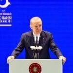 «حريت»: أردوغان يطرح مسارا دبلوماسيا جديدا بين طهران وواشنطن