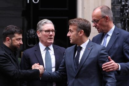 باريس: توقيع إعلان نوايا لنشر قوة دولية محتملة في أوكرانيا بعد وقف إطلاق النار