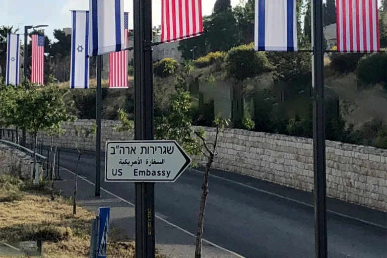The US Embassy in Israel issues a security alert to its staff.