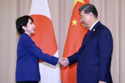 الصين تحذر مواطنيها من السفر إلى اليابان خلال أطول عطلة سنوية