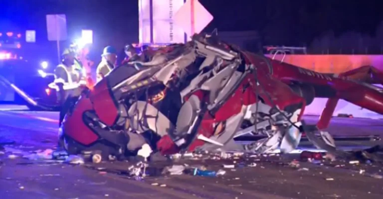 A helicopter carrying four people crashed in a rugged mountainous area of ​​Arizona.