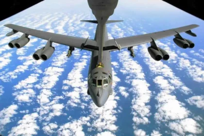 واشنطن بوست: البنتاغون يخشى رد فعل طهران في حال قرر ترامب توجيه ضربة عسكرية لإيران