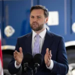 نائب ترامب التحرك ضد فنزويلا هدفه إعادة نفط أميركا المسروق