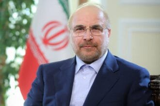 رئيس البرلمان الإيراني يحذر ترامب: أي تدخل لدعم الاحتجاجات سيشعل المنطقة