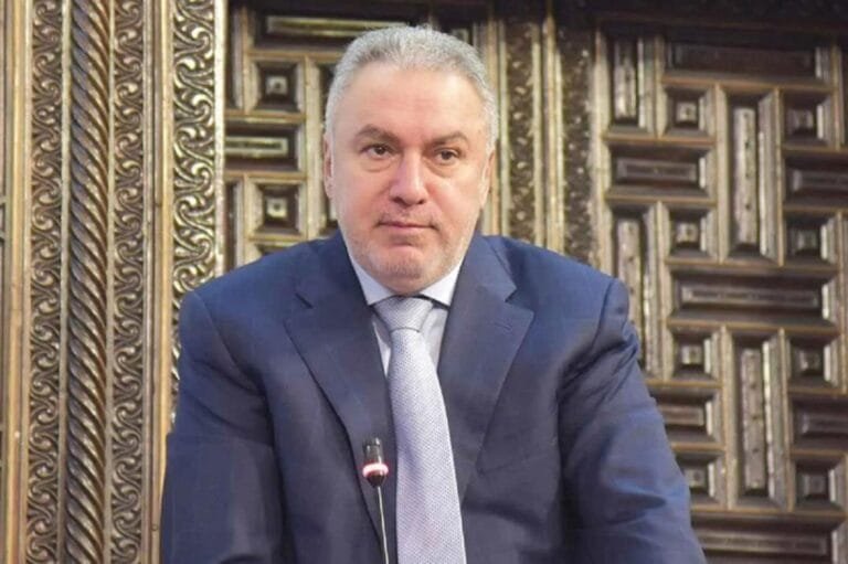 A financial settlement ends the case of Syrian businessman Mohammed Hamsho regarding illicit gains.