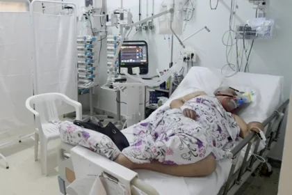 France under the grip of a "medical paralysis"... a general strike by private clinics and the government threatens "confiscation"