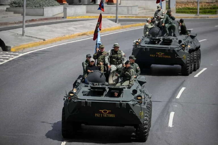 Venezuela raises the readiness level of its forces and carries out a comprehensive military deployment.